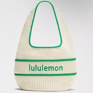 Lululemon cotton crochet shoulder bag 7L